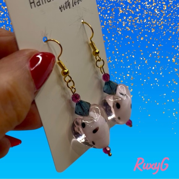 Handmade Heart Earrings with Pink , Gray and Gold Accents w/ Swarovski crystals - Picture 4 of 7